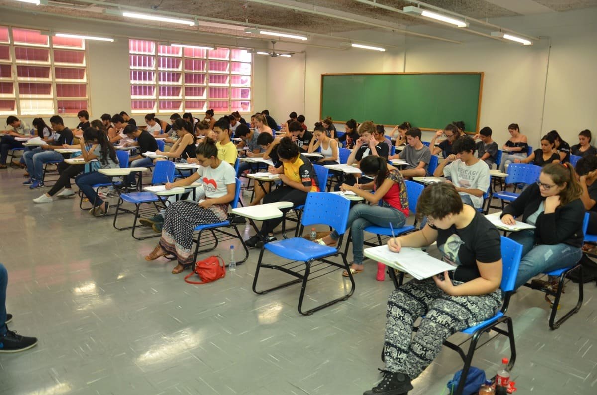 FAHECE SC abre vaga para Coordenador de Suprimentos com salário de R$ 8.227,73